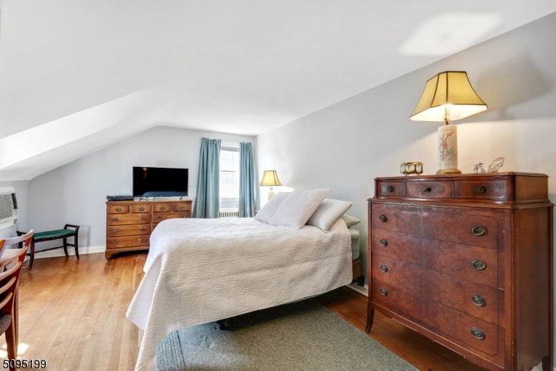 South/Woodland - Residential