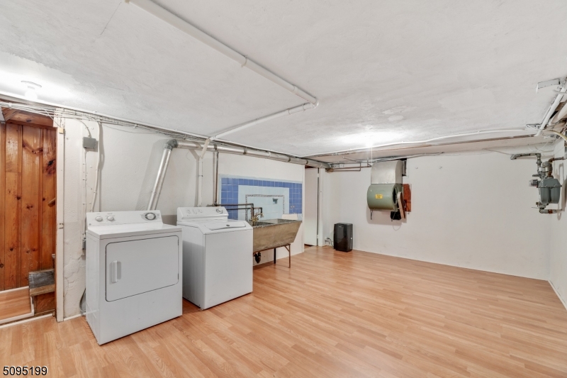 South/Woodland - Residential
