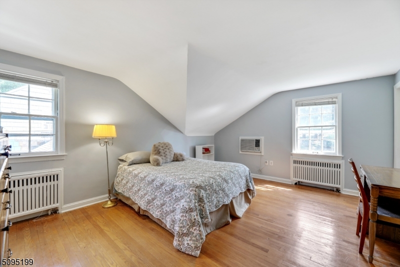 South/Woodland - Residential