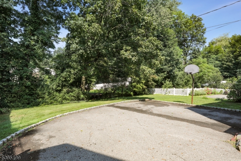 South/Woodland - Residential