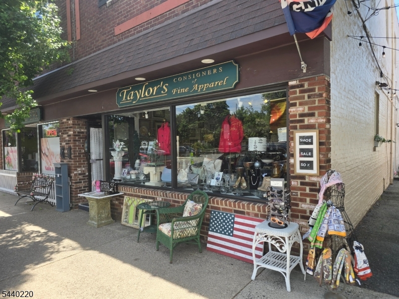 Downtown - Commercial Sale