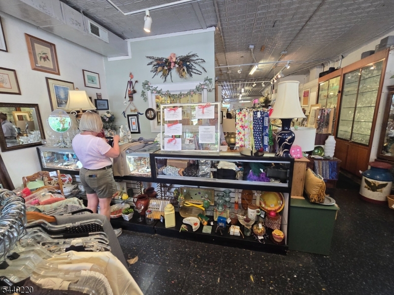 Downtown - Commercial Sale