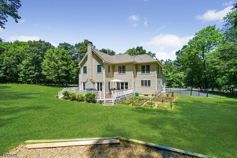 Riding Meadows - Residential
