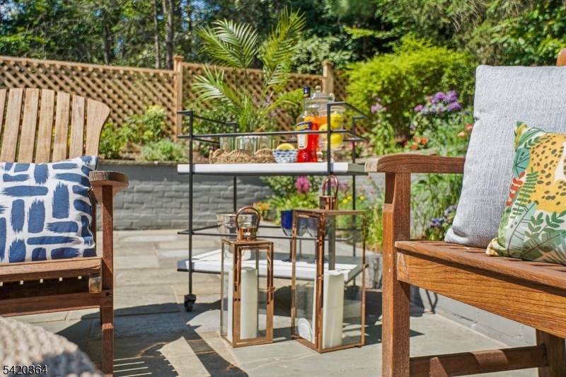 Yantacaw Brook Park - Residential