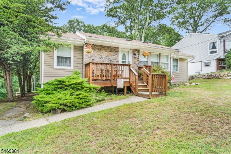 White Meadow Lake - Residential