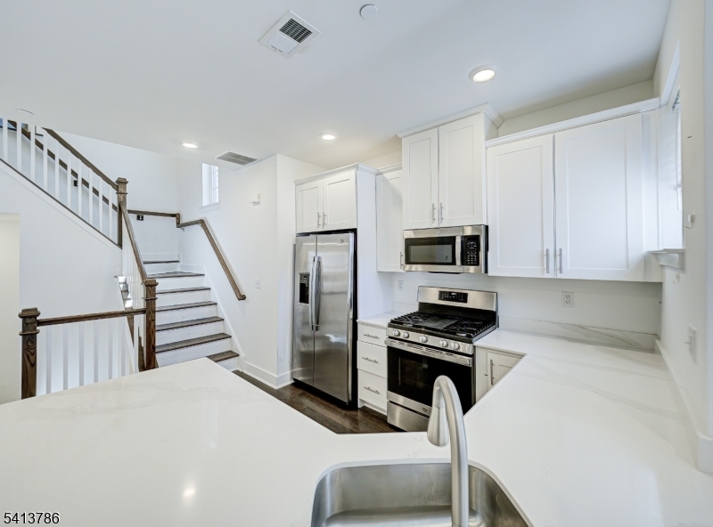 Collection - Residential