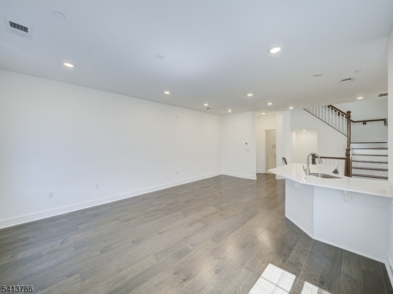 Collection - Residential