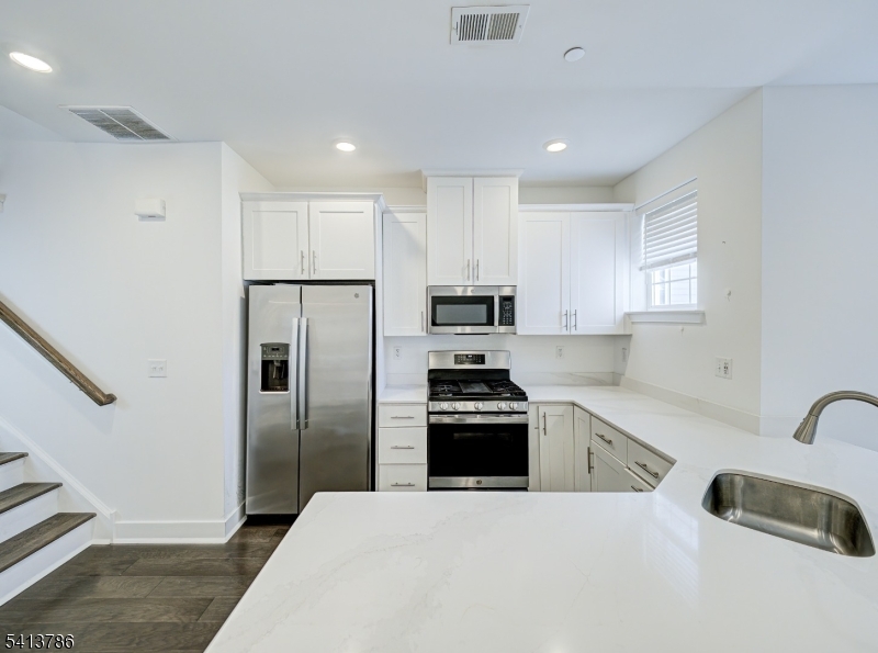 Collection - Residential