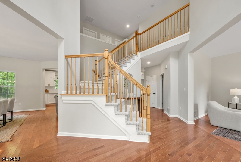 THE PEAKS - Residential