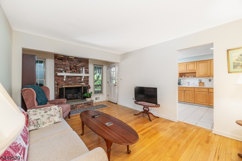 MENDHAM COMMONS - Residential