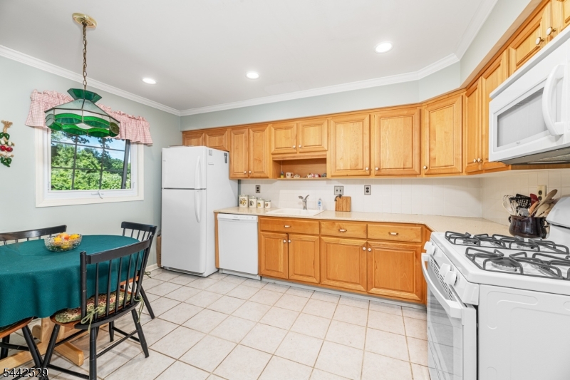 MENDHAM COMMONS - Residential