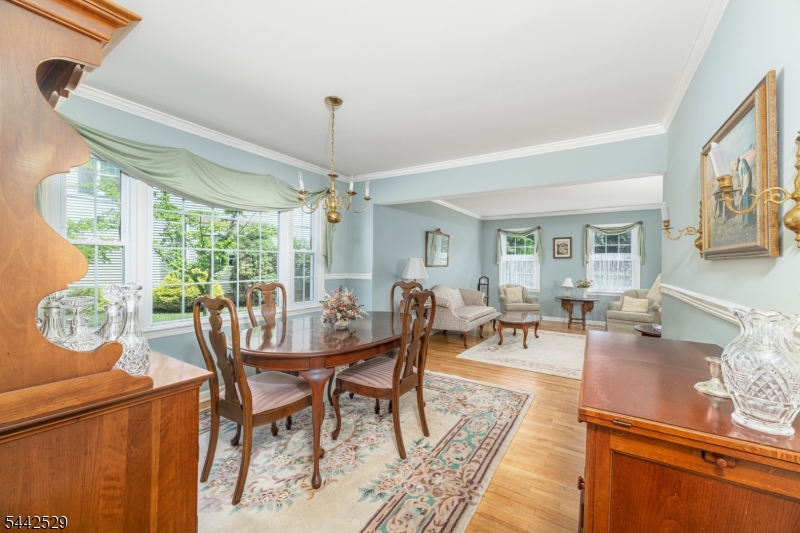 MENDHAM COMMONS - Residential