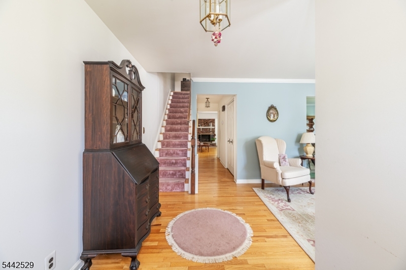 MENDHAM COMMONS - Residential