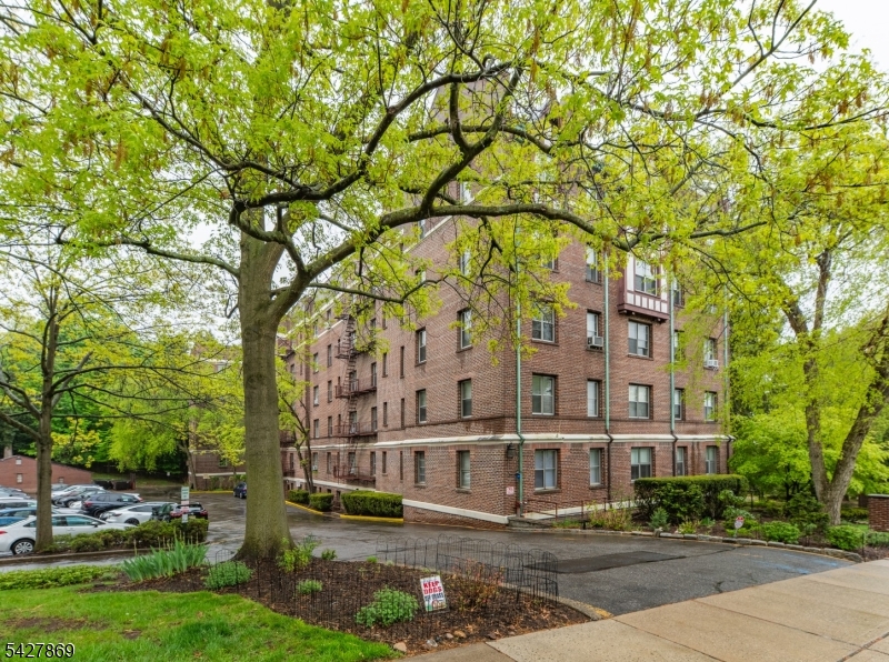 Discover this beautifully updated 1-bedroom condo at 100 East Palisade Ave, Unit B22, located in the desirable Dwight Manor community in the heart of Englewood. This move-in ready residence features a stylishly renovated kitchen with contemporary finishes, a newly updated bathroom, and gleaming hardwood floors throughout. Generous closet space and an open, airy layout provide both comfort and functionality.Natural eastern light fills the living space, creating a warm and inviting atmosphere ideal for everyday living or entertaining. Residents enjoy the convenience of on-site parking, as well as access to laundry facilities and an exercise room within the building.Perfectly positioned just moments from downtown Englewood, this home offers easy access to a wide array of restaurants, shopping, and public transportation. With close proximity to NYC transit options, it's an excellent opportunity for commuters seeking both convenience and style.Whether you're purchasing your first home or looking to simplify your lifestyle, this condo offers an ideal blend of location, comfort, and low-maintenance living in one of Bergen County's most sought-after areas. Schedule your private showing today!