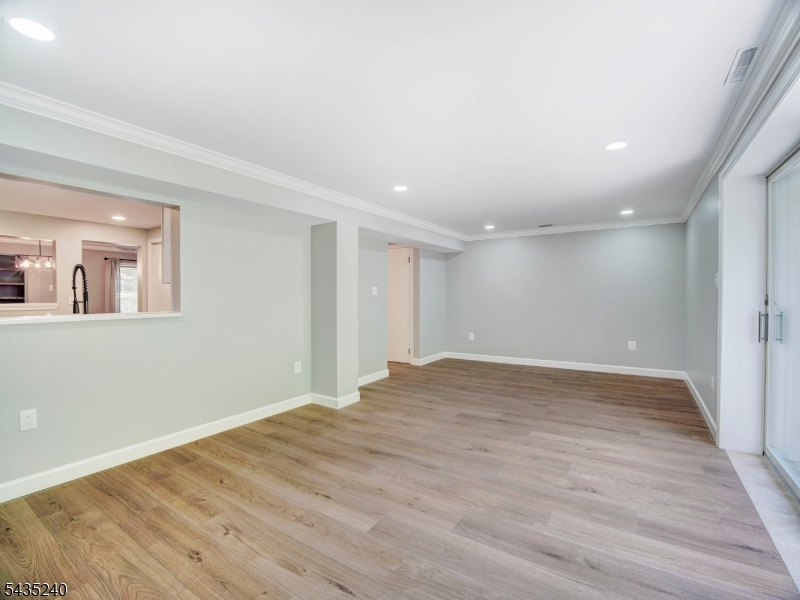 Newton - Residential
