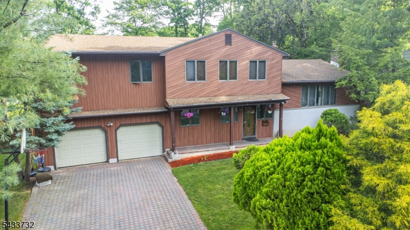 PACKANACK MANOR - Residential