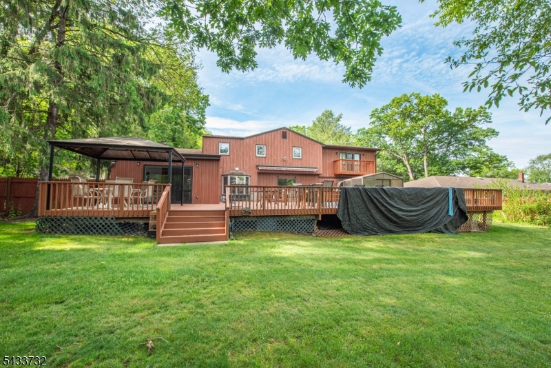PACKANACK MANOR - Residential