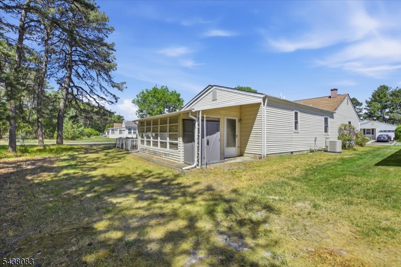 HOLIDAY CITY SOUTH - Residential