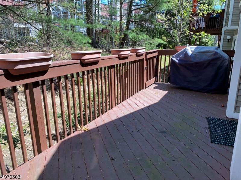 BERKSHIRE RIDGE - Residential