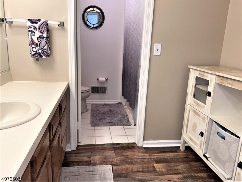 BERKSHIRE RIDGE - Residential