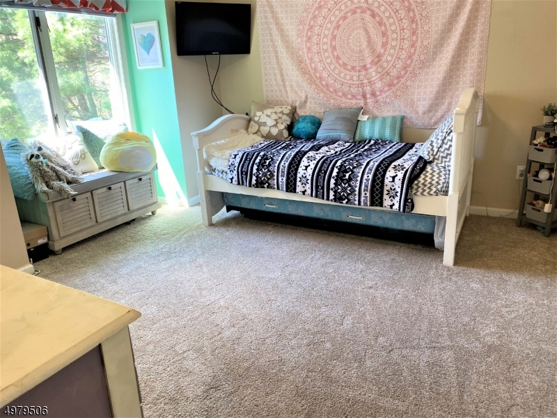 BERKSHIRE RIDGE - Residential