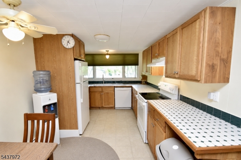 scenic lakes - Residential