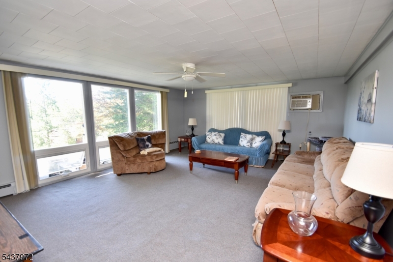 scenic lakes - Residential