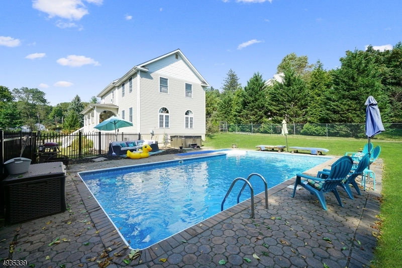 Sheep Hill - Residential