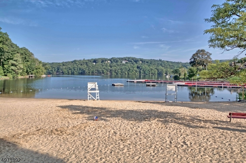 White Meadow Lake - Residential