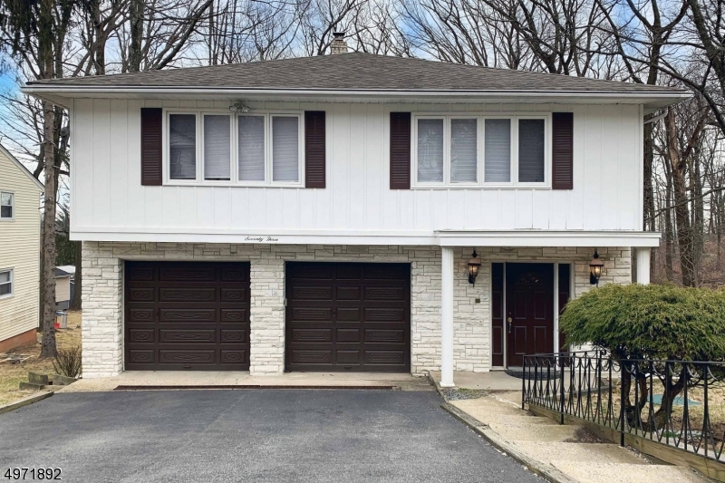 White Meadow Lake - Residential