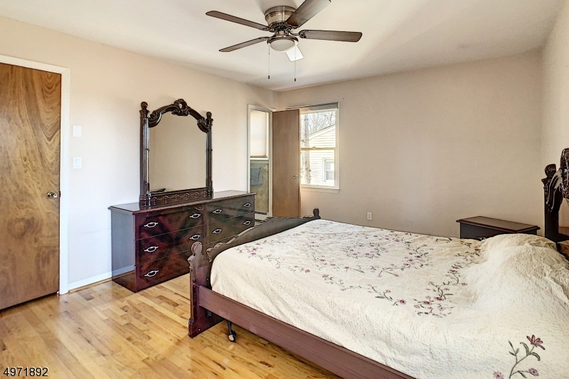 White Meadow Lake - Residential