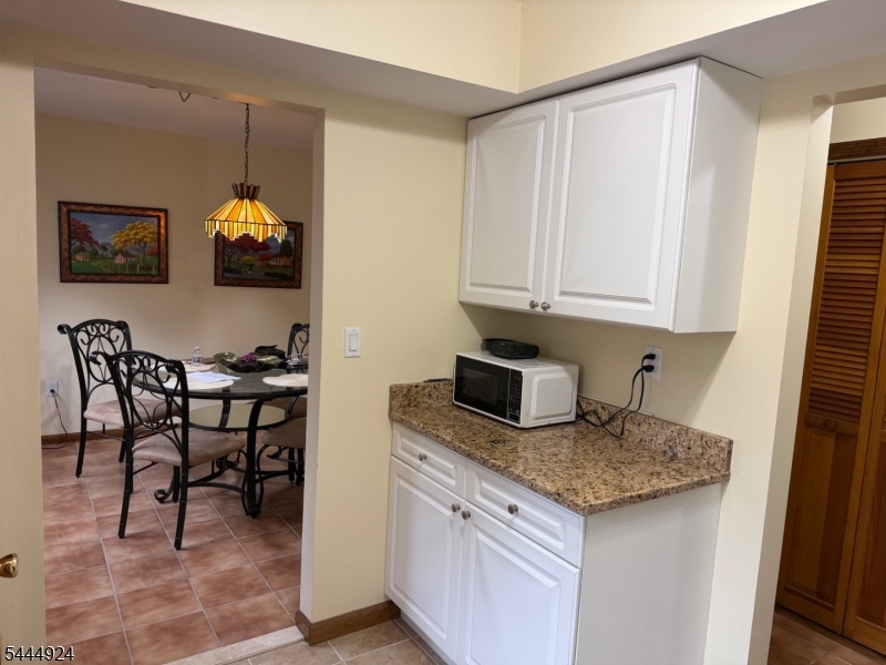 MOUNT PROSPECT - Residential