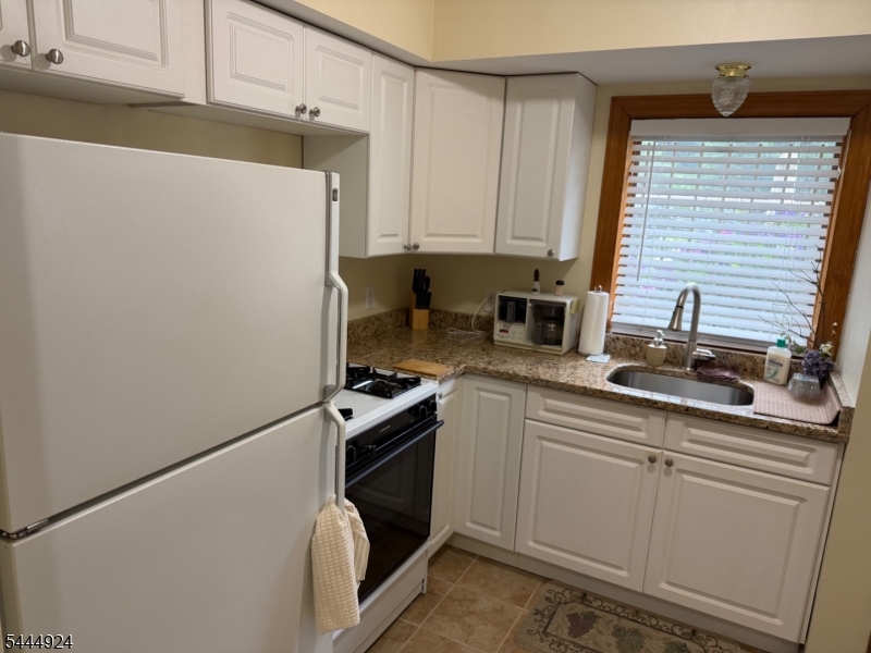 MOUNT PROSPECT - Residential