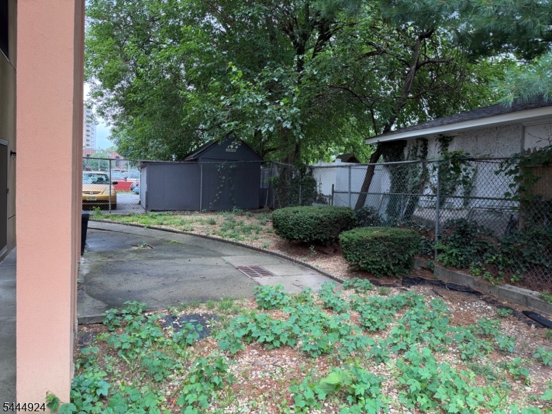 MOUNT PROSPECT - Residential