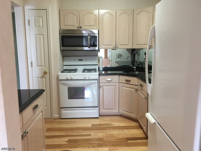 SEASONS GLEN - Residential Lease