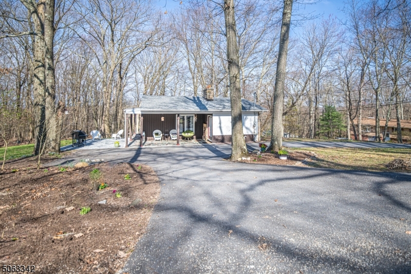 DEER TRAIL LAKE - Residential