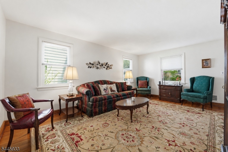 Oak View - Residential