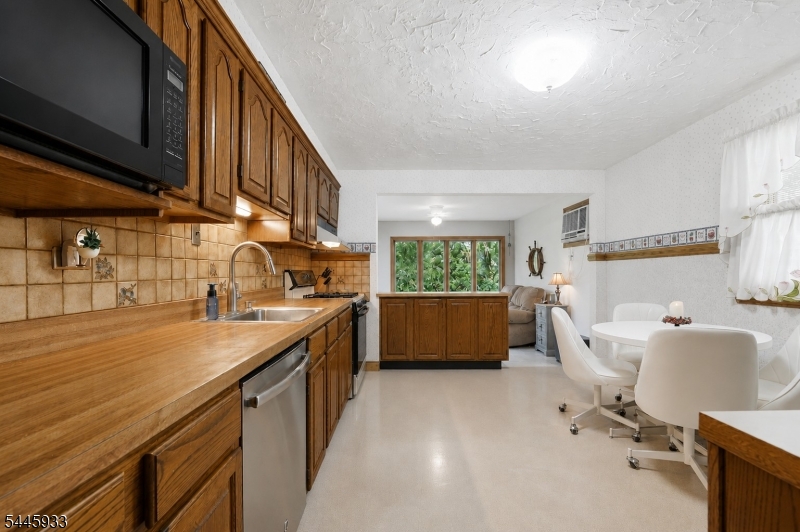 Oak View - Residential