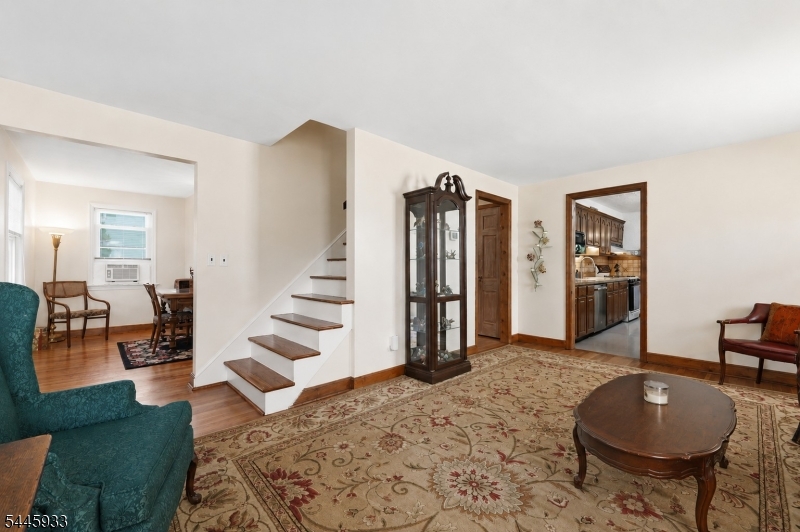 Oak View - Residential