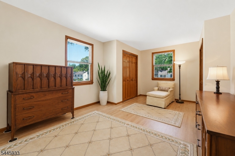 Oak View - Residential