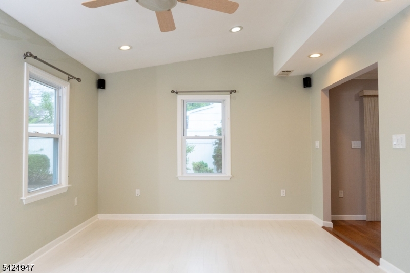 COLONIAL LAKES - Residential