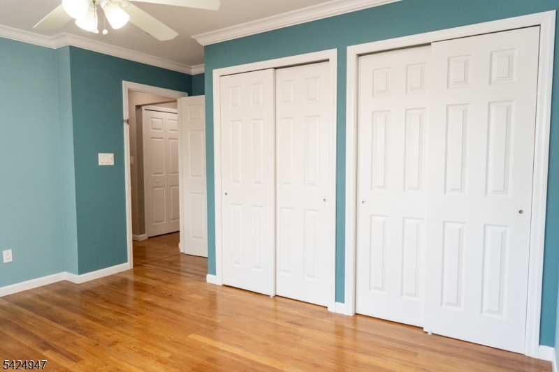 COLONIAL LAKES - Residential