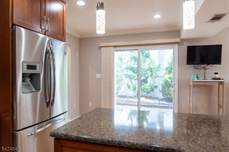 COLONIAL LAKES - Residential