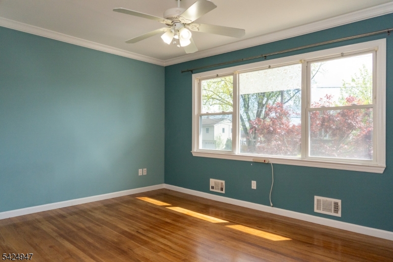 COLONIAL LAKES - Residential