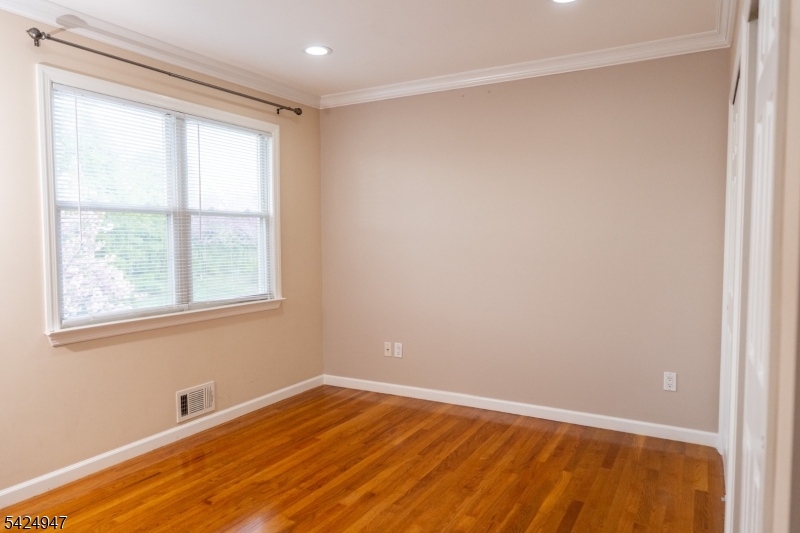 COLONIAL LAKES - Residential