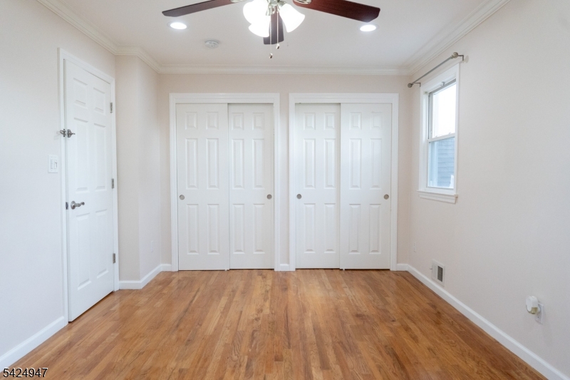 COLONIAL LAKES - Residential
