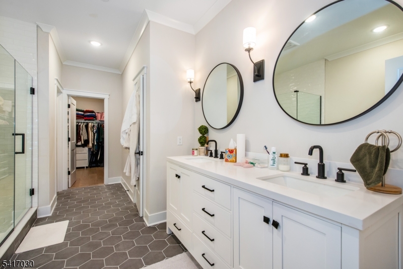 Enclave at Hillandale - Residential
