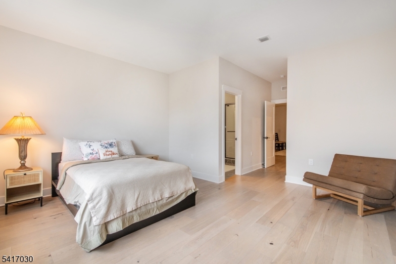 Enclave at Hillandale - Residential