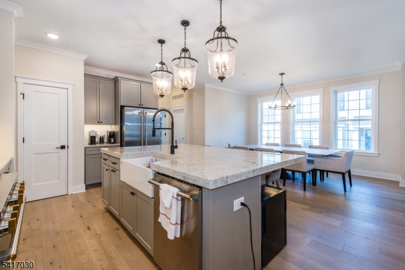 Enclave at Hillandale - Residential