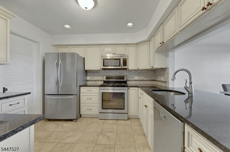 Garret Heights - Residential